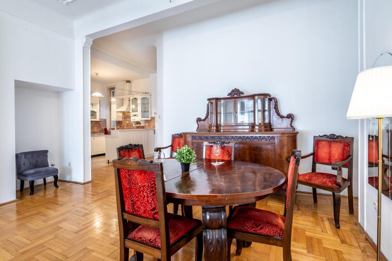 Huge Apartment In The City Center بودابست المظهر الخارجي الصورة