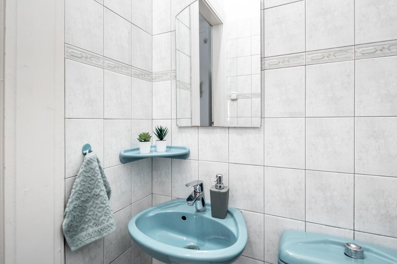 Huge Apartment In The City Center بودابست المظهر الخارجي الصورة